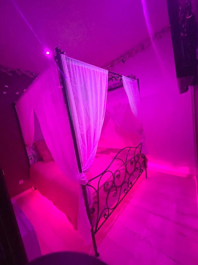Appart Avec Jacuzzi, Et Terrasse Марсилия Екстериор снимка